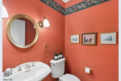 971 Nepawin Ln, Scotch Plains Township, NJ 07076 - Photo 17