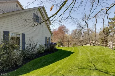 971 Nepawin Ln, Scotch Plains Township, NJ 07076 - Photo 29