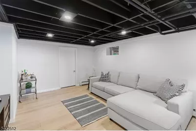 894 Ridgewood Road, Millburn, NJ 07041 - Photo 27