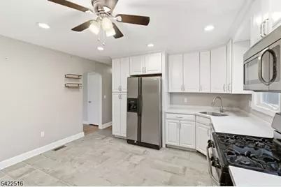 371 A Elizabeth Ave #A, Franklin Township, NJ 08873 - Photo 5