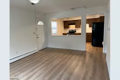 6 Elizabeth St #6, Dover, NJ 07801 - Photo 5