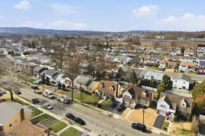 195 Emerson Ave, Paterson, NJ 07502 - Photo 41