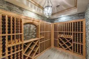 24 Cliffside Dr, Livingston, NJ 07039 - Photo 43