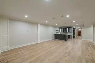 24 Cliffside Dr, Livingston, NJ 07039 - Photo 39