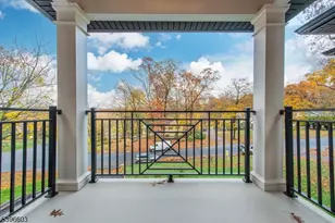 24 Cliffside Dr, Livingston, NJ 07039 - Photo 31