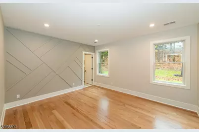 24 Cliffside Dr, Livingston, NJ 07039 - Photo 33