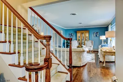 15 Rockledge Ter, Pequannock Township, NJ 07444 - Photo 3