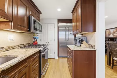 260 Walnut St #9, Westfield, NJ 07090 - Photo 11