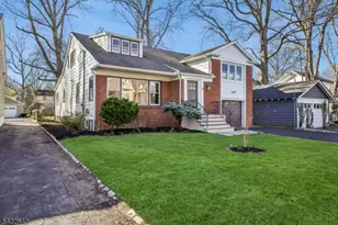 5 Essex Rd, Maplewood, NJ 07040 - Photo 3