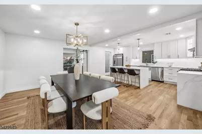 5 Essex Rd, Maplewood, NJ 07040 - Photo 9