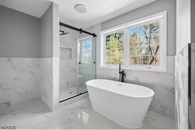 246 Fawn Rdg, Mountainside, NJ 07092 - Photo 17