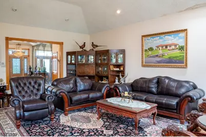 8 Lookout Point Trail, Totowa, NJ 07512 - Photo 9