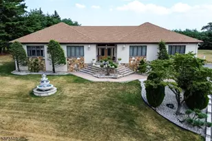 8 Lookout Point Trail, Totowa, NJ 07512 - Photo 11