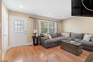 1709 William and Mary Cmn, Hillsborough Township, NJ 08844 - Photo 7