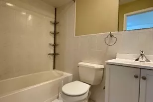 3 Harbor Front Ct, Elizabeth, NJ 07206 - Photo 17