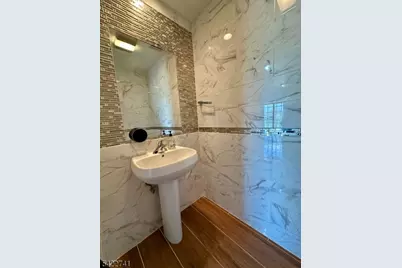 3 Harbor Front Ct, Elizabeth, NJ 07206 - Photo 7