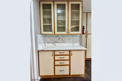 1691 Stuyvesant Ave #B, Union Township, NJ 07083 - Photo 7