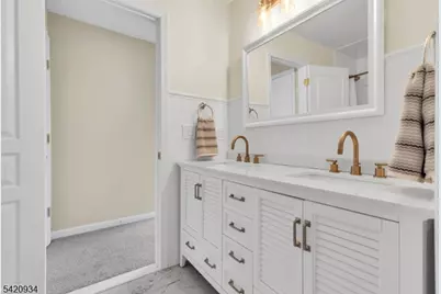 17 Bedford Dr, Bernards Township, NJ 07920 - Photo 33