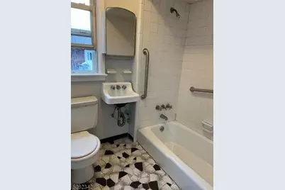 36 Edison St, Bloomfield, NJ 07003 - Photo 5