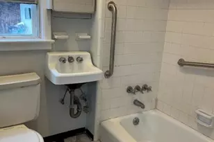 36 Edison St, Bloomfield, NJ 07003 - Photo 5