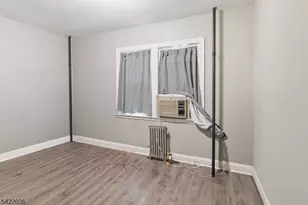 36 Edison St, Bloomfield, NJ 07003 - Photo 13