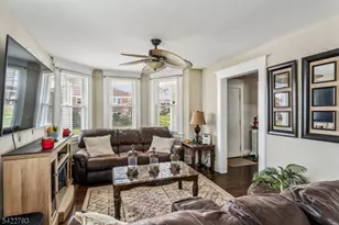 21 Ellington St, East Orange, NJ 07017 - Photo 5