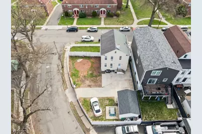 21 Ellington St, East Orange, NJ 07017 - Photo 35