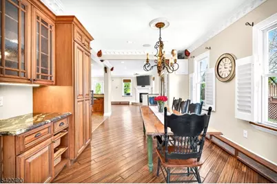 22 Vine St, Nutley, NJ 07110 - Photo 3