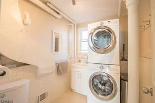 2 Kemp Dr, Springfield, NJ 07081 - Photo 19