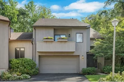 15 Robinhood Dr, Mountain Lakes, NJ 07046 - Photo 1