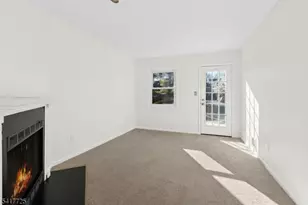 28 Wareham Ct, Scotch Plains Township, NJ 07076 - Photo 11