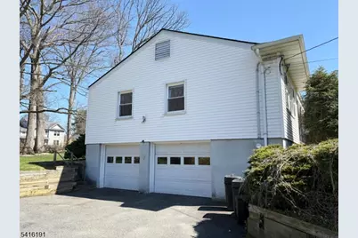 26 Sycamore Ter, Livingston, NJ 07039 - Photo 25