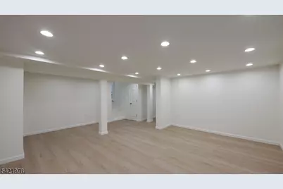 1973 Inverness Dr, Scotch Plains Township, NJ 07076 - Photo 27