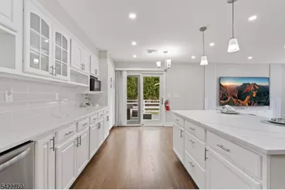 13 Hunters Ln, Byram Township, NJ 07821 - Photo 9