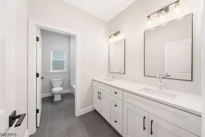 540 Muriel Pkwy, Elizabeth, NJ 07208 - Photo 21