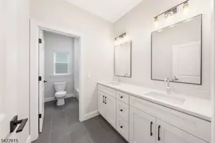 540 Muriel Pkwy, Elizabeth, NJ 07208 - Photo 21