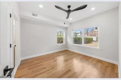 540 Muriel Pkwy, Elizabeth, NJ 07208 - Photo 11