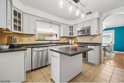 936 Arnet Ave, Union Township, NJ 07083 - Photo 11