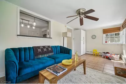 936 Arnet Ave, Union Township, NJ 07083 - Photo 17