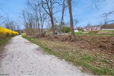 25 Railroad Ave, Califon, NJ 07830 - Photo 3