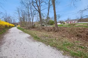 25 Railroad Ave, Califon, NJ 07830 - Photo 3