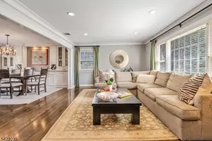 9 Oxford Dr, Livingston, NJ 07039 - Photo 11