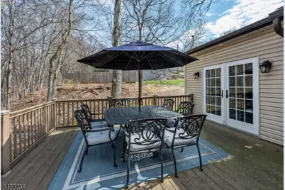 9 Oxford Dr, Livingston, NJ 07039 - Photo 31