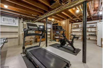 9 Oxford Dr, Livingston, NJ 07039 - Photo 27