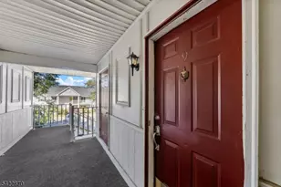 9 Ruby Ct, Franklin Township, NJ 08823 - Photo 11