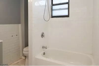 588 Argyle Ave #3, Orange, NJ 07050 - Photo 7