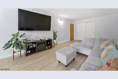 712 N Broad St #3C, Elizabeth, NJ 07208 - Photo 5