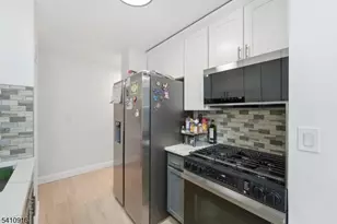 712 N Broad St, Elizabeth, NJ 07208 - Photo 11