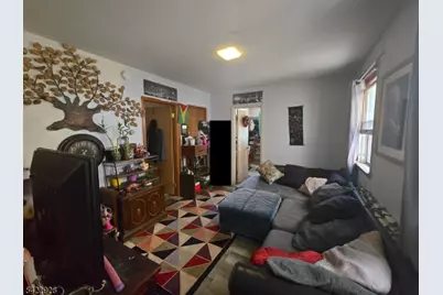 34 Home St, Franklin Township, NJ 08873 - Photo 9