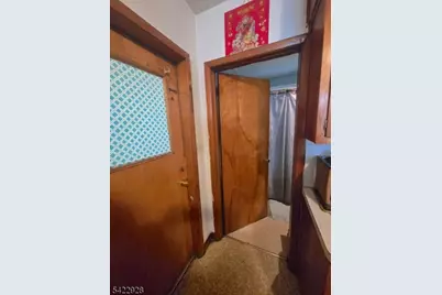 34 Home St, Franklin Township, NJ 08873 - Photo 15